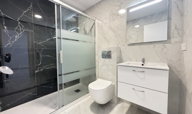 Sale - Apartment / Flat -
Torrevieja* - Torrevieja