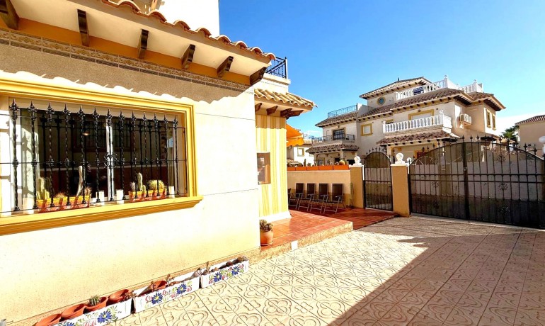 Revente - Maison -
Villamartin