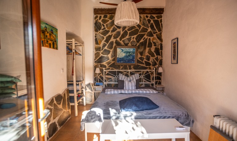 Herverkoop - Reclame -
Hondón de las Nieves