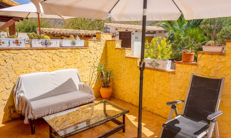 Herverkoop - Reclame -
Hondón de las Nieves