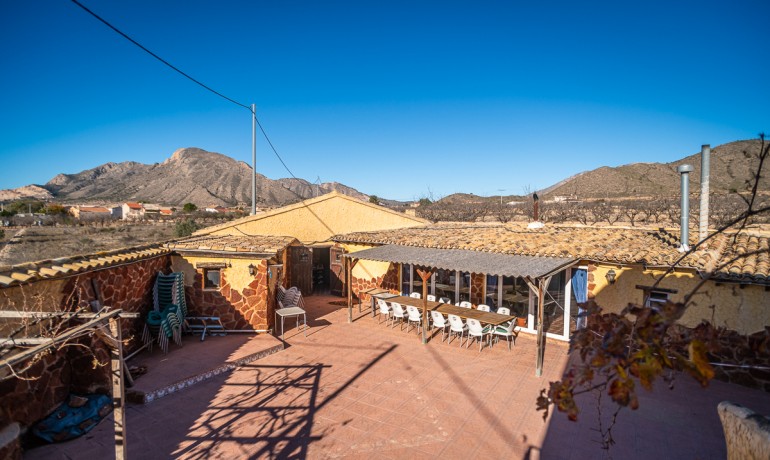 Herverkoop - Reclame -
Hondón de las Nieves