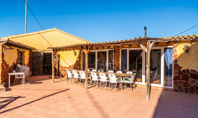 Herverkoop - Reclame -
Hondón de las Nieves