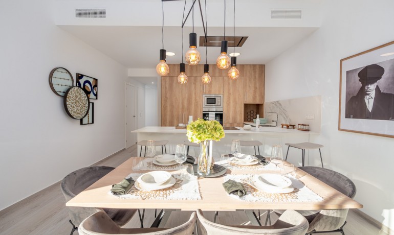 Herverkoop - Huis -
Algorfa* - Algorfa