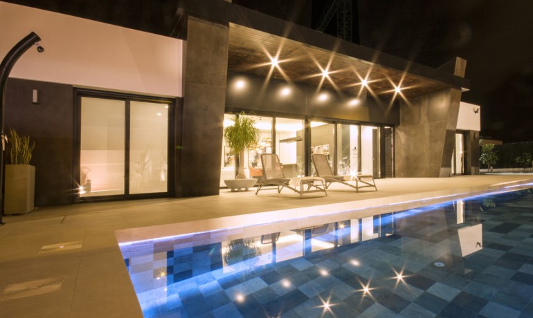 Sale - House -
Rojales