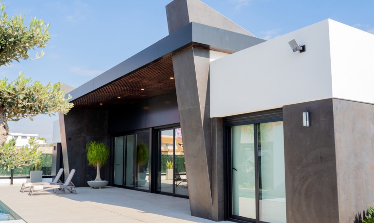 Sale - House -
Rojales