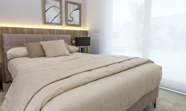 Sale - House -
Rojales