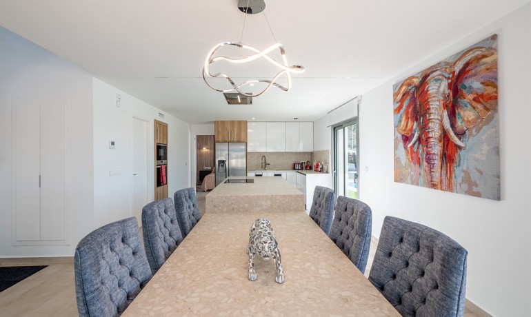 Herverkoop - Huis -
Algorfa* - Algorfa