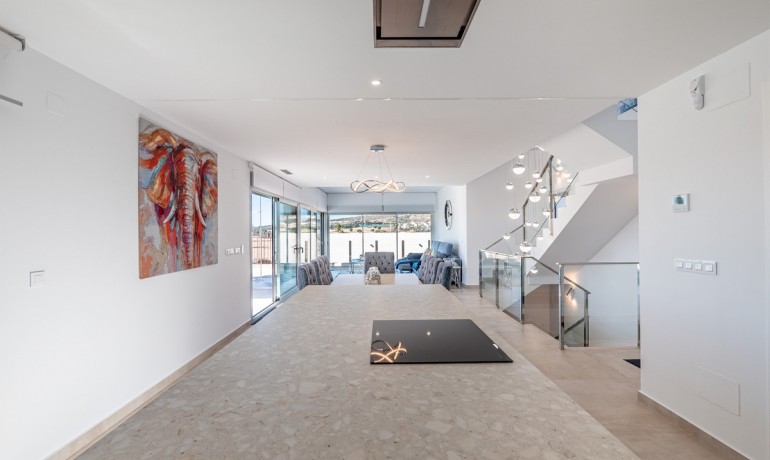 Herverkoop - Huis -
Algorfa* - Algorfa