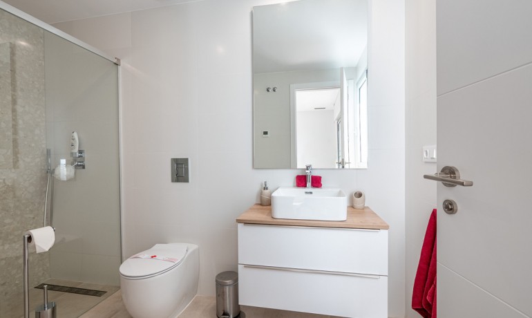 Herverkoop - Huis -
Algorfa* - Algorfa