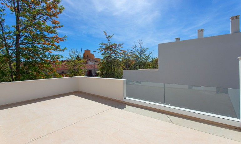 Sale - House -
Hondón de las Nieves - Hondón de las Nieves*