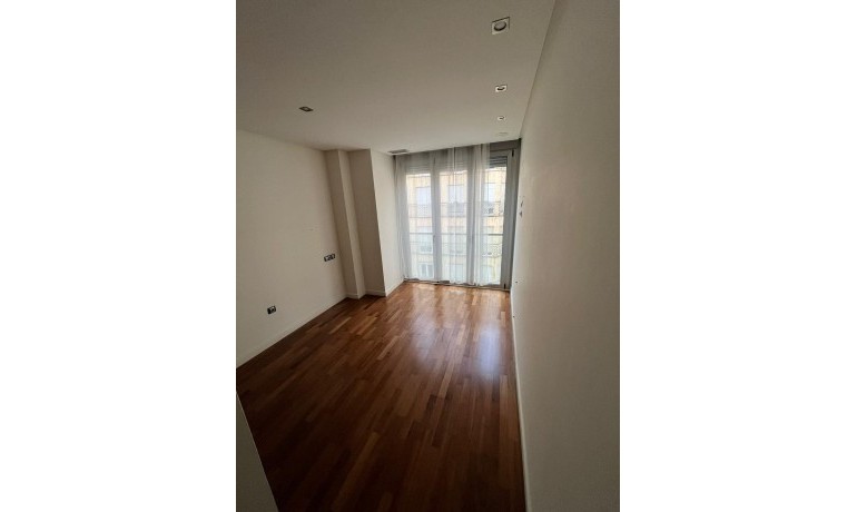 Sale - Apartment / Flat -
Elche* - Elche