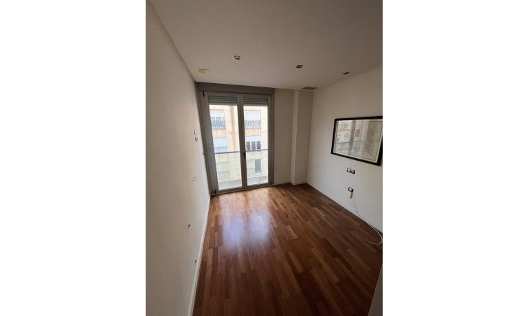 Sale - Apartment / Flat -
Elche* - Elche