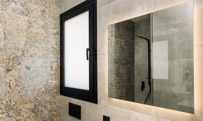 Venta - Casa -
Rojales