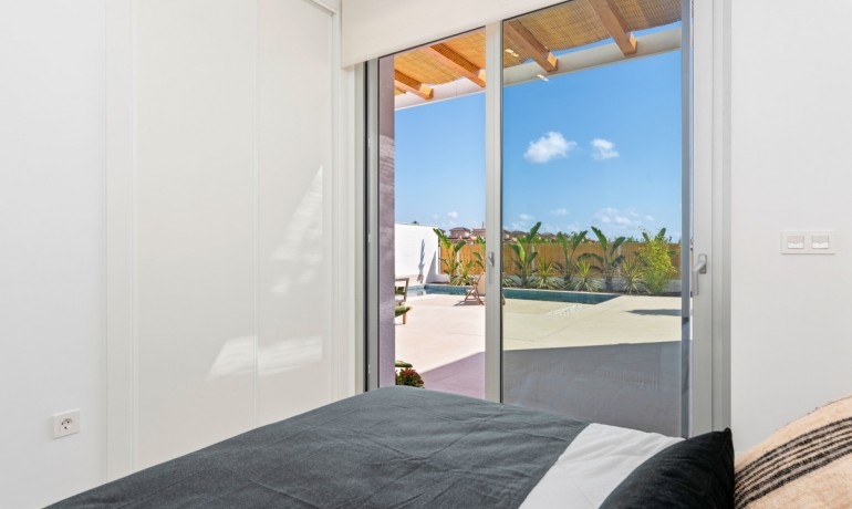 Herverkoop - Huis -
Benijofar* - Benijófar