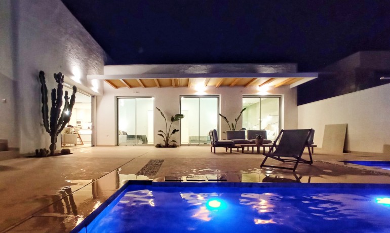 Herverkoop - Huis -
Benijofar* - Benijófar