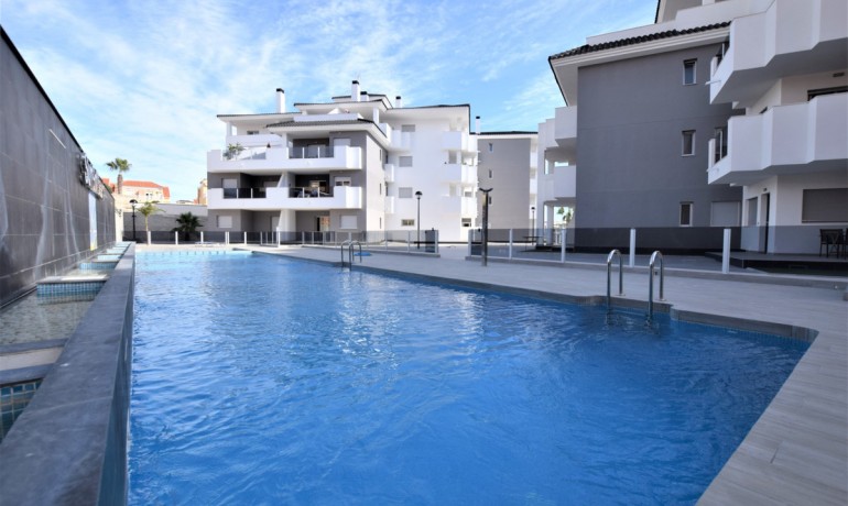 Venta - Apartamento / piso -
Villamartin