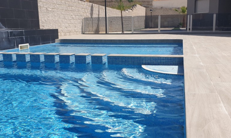 Venta - Apartamento / piso -
Villamartin