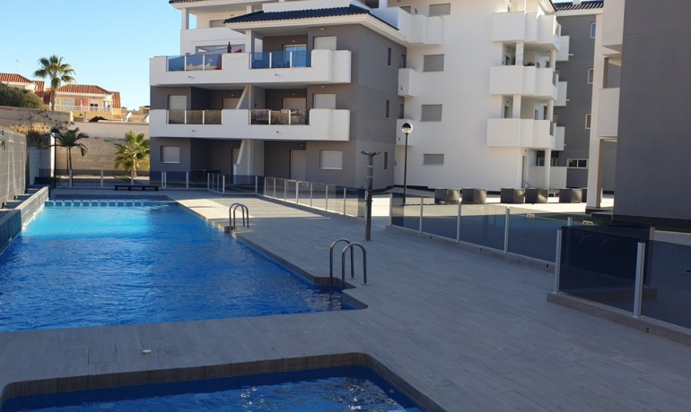 Venta - Apartamento / piso -
Villamartin