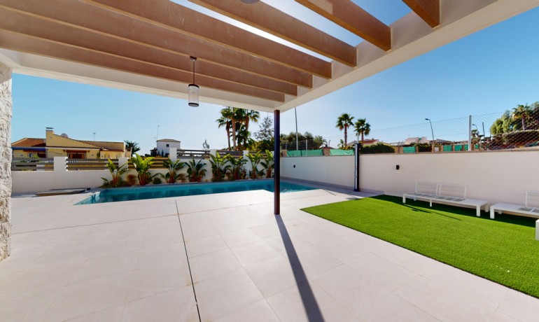 Venta - Casa -
Lomas de Cabo Roig