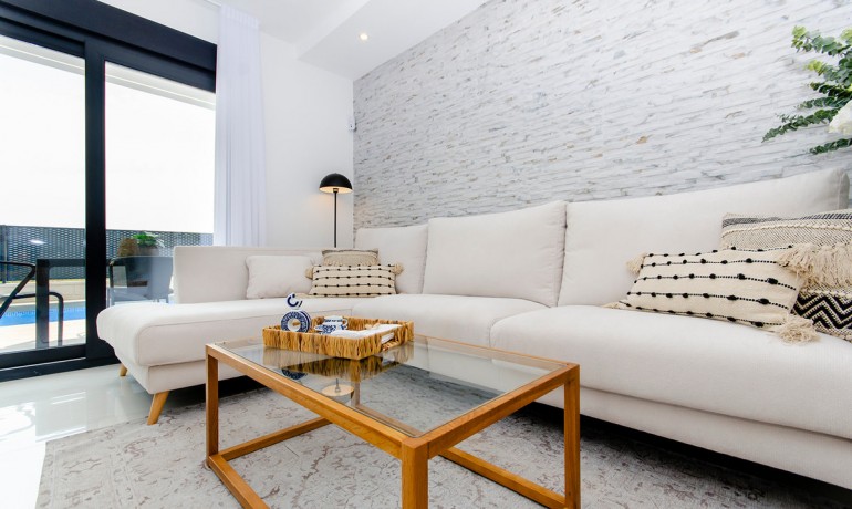 Herverkoop - Huis -
Vista Bella Golf