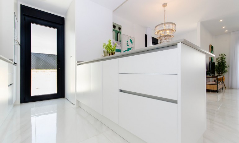 Herverkoop - Huis -
Vista Bella Golf