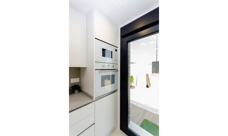 Herverkoop - Huis -
Vista Bella Golf