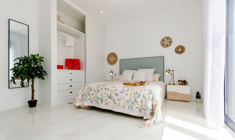 Herverkoop - Huis -
Vista Bella Golf