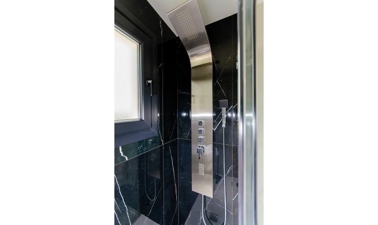 Herverkoop - Huis -
Vista Bella Golf