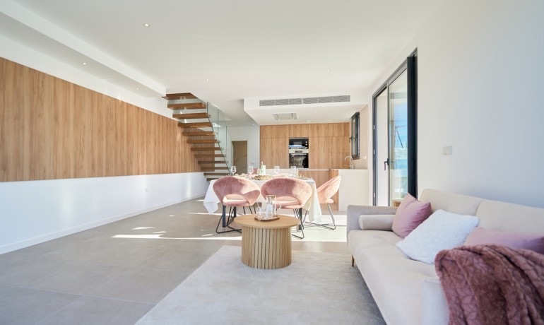 Venta - Casa -
San Juan de Alicante