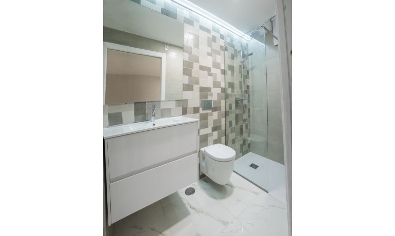 Venta - Casa -
Villamartin