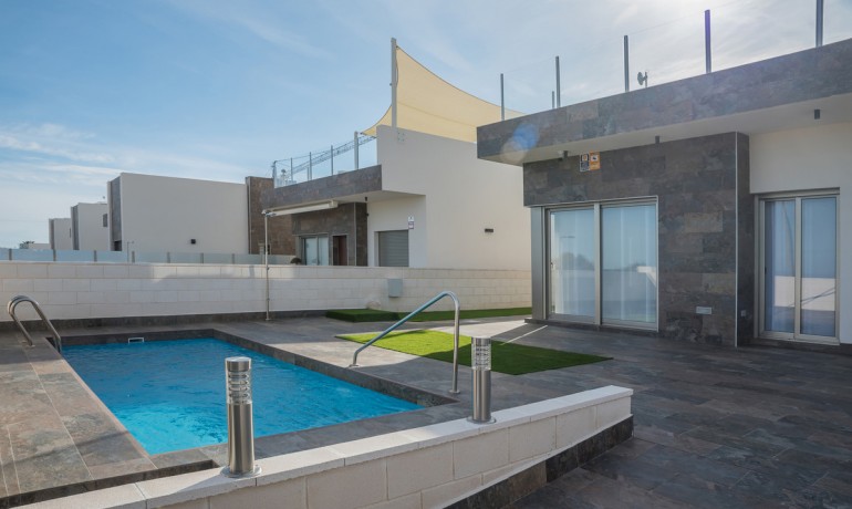 Venta - Casa -
Villamartin