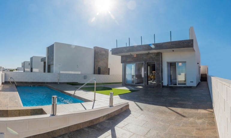 Venta - Casa -
Villamartin