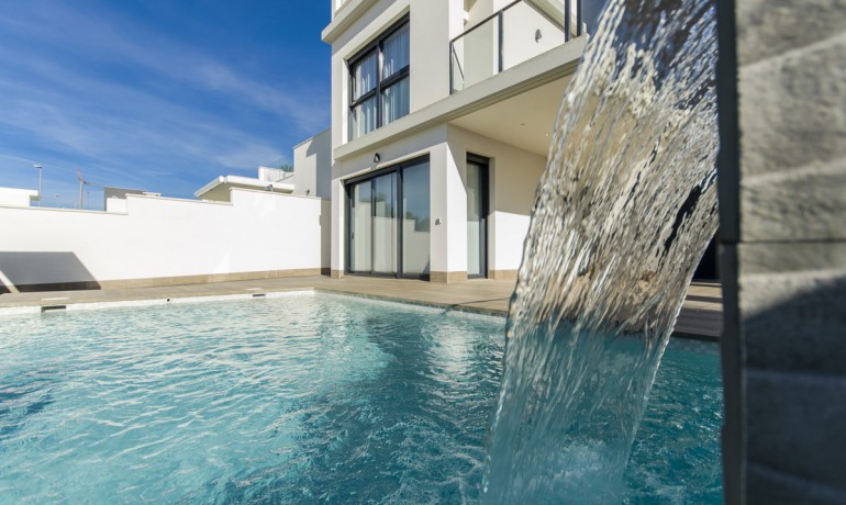 Sale - House -
San Miguel de Salinas* - San Miguel De Salinas