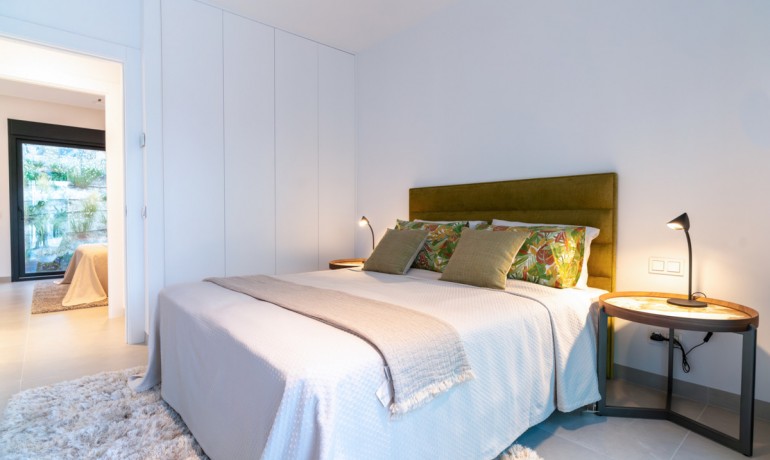 Sale - House -
Las Colinas Golf