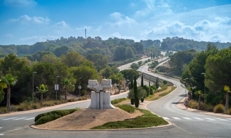 Sale - House -
Las Colinas Golf