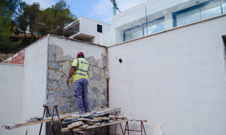 Sale - House -
Las Colinas Golf