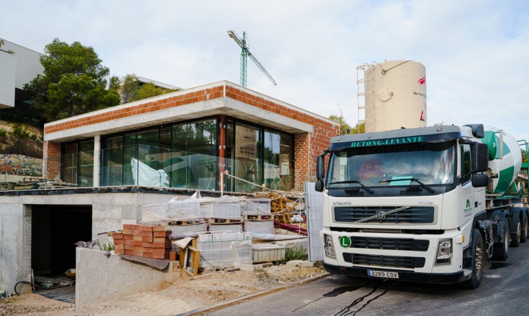 Sale - House -
Las Colinas Golf