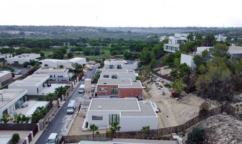 Sale - House -
Las Colinas Golf