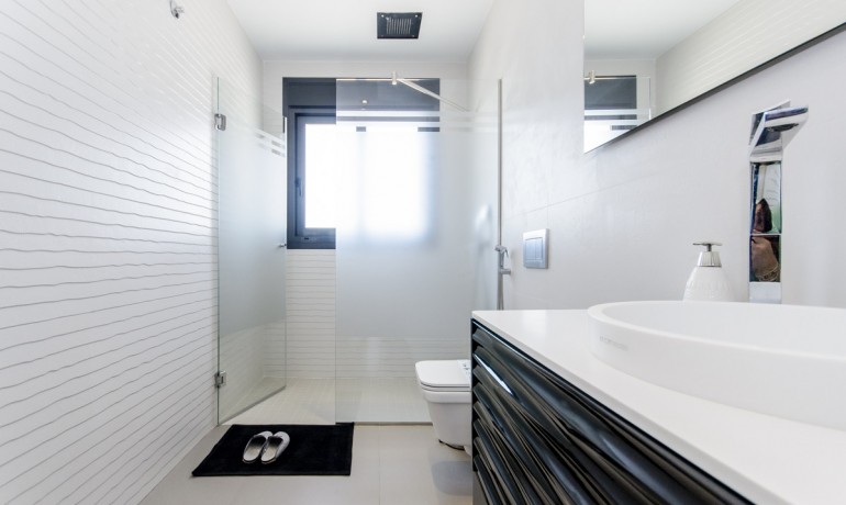 Venta - Casa -
Dehesa De Campoamor