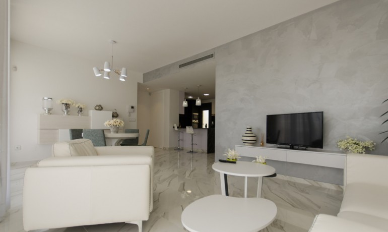 Venta - Casa -
Dehesa De Campoamor