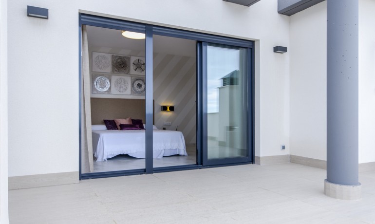 Venta - Casa -
Dehesa De Campoamor