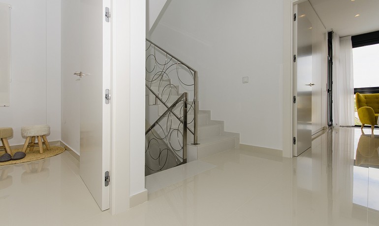 Venta - Casa -
Dehesa De Campoamor