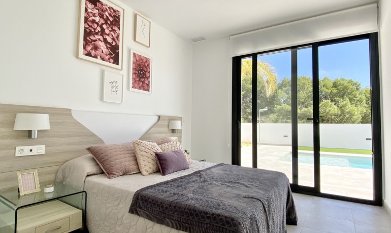 Herverkoop - Huis -
La Campaneta