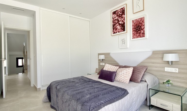 Herverkoop - Huis -
La Campaneta