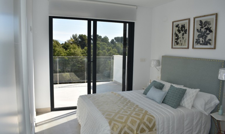 Herverkoop - Huis -
La Campaneta