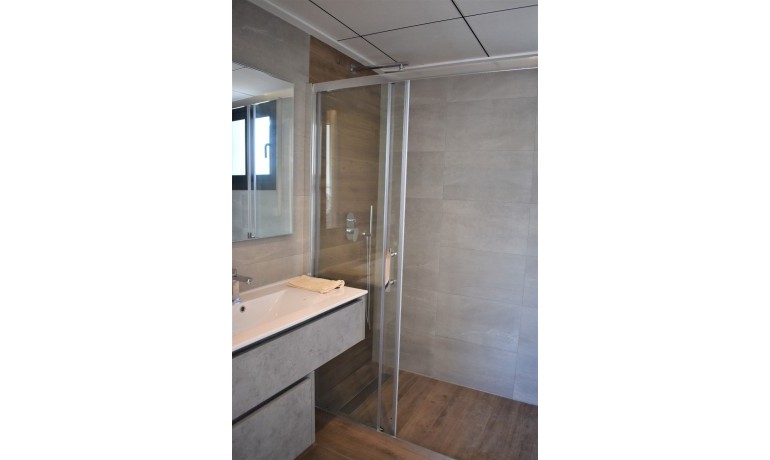 Herverkoop - Huis -
La Campaneta