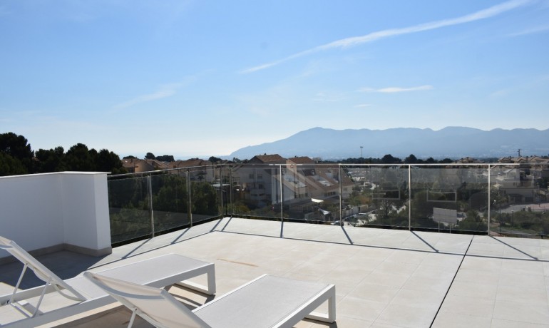 Herverkoop - Huis -
La Campaneta