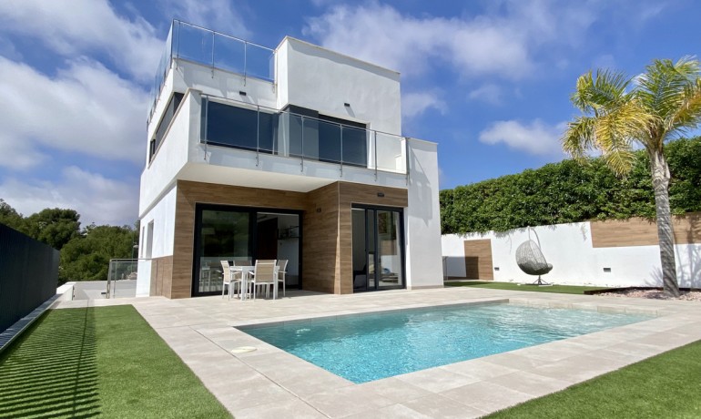 Herverkoop - Huis -
La Campaneta