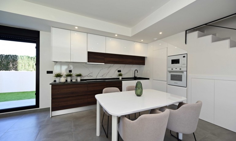 Herverkoop - Huis -
Orihuela* - Orihuela