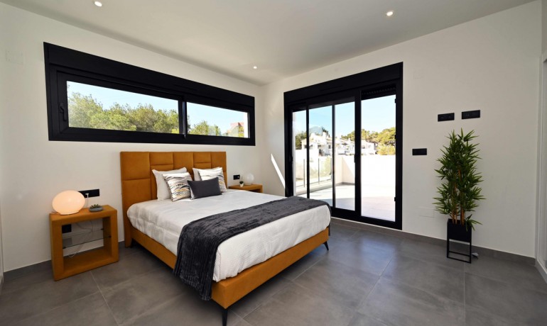 Herverkoop - Huis -
Orihuela* - Orihuela